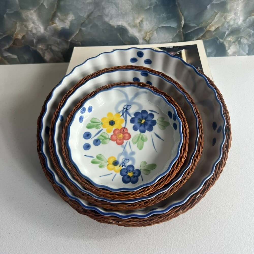 Vintage Set Of 3 Ceramic Quiche Dishes Hand Painted Florals Accessory Baskets